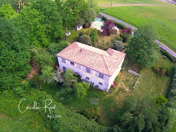 Maison T5 avec sous-sol et piscine