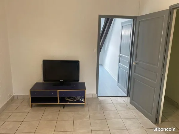 Très joli 2P meublé