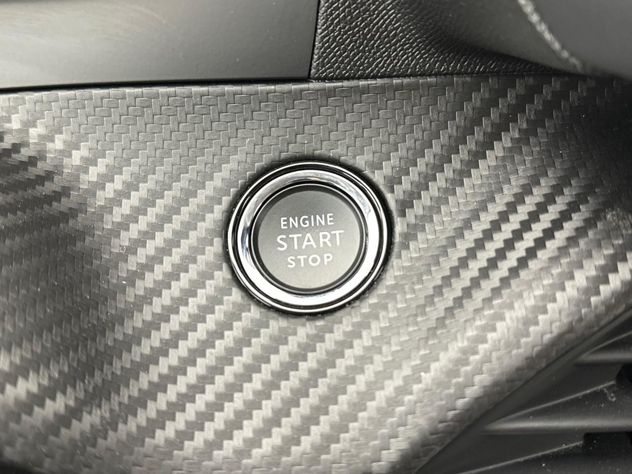 Peugeot 2008 puretech 130 s&s eat8 allure — photo 27