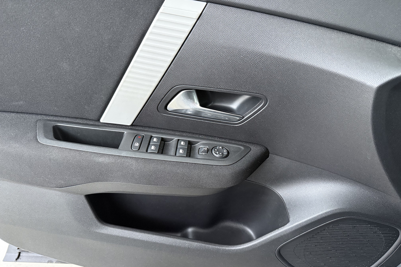 Citroën C4 X — photo 16
