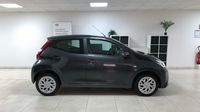 Toyota Aygo 1.0 VVT-i 72ch x-play 5P MY19 — photo 4