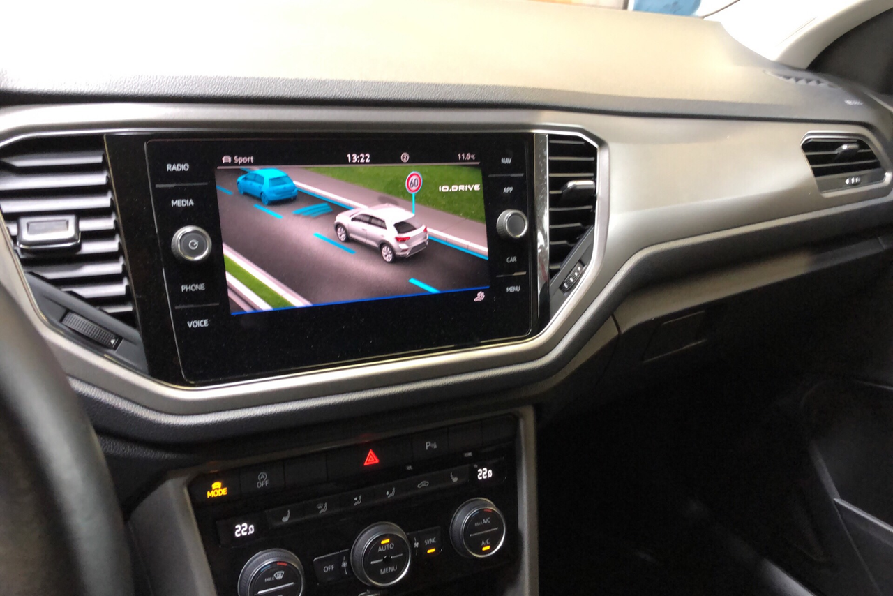 Volkswagen T-Roc 1.5 TSI EVO 150 Start/Stop DSG7 — photo 25