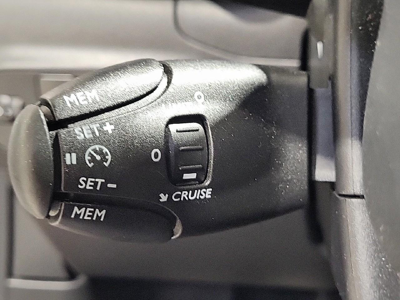Citroën C3 puretech 83 ch bvm5 plus — photo 22