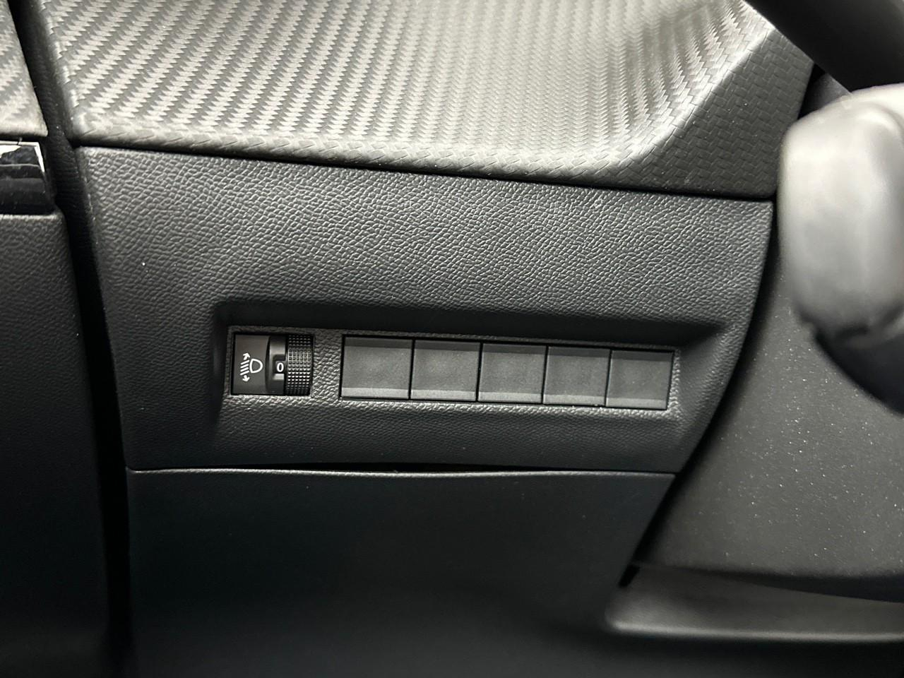 Peugeot 2008 100 s&s bvm6 style — photo 16
