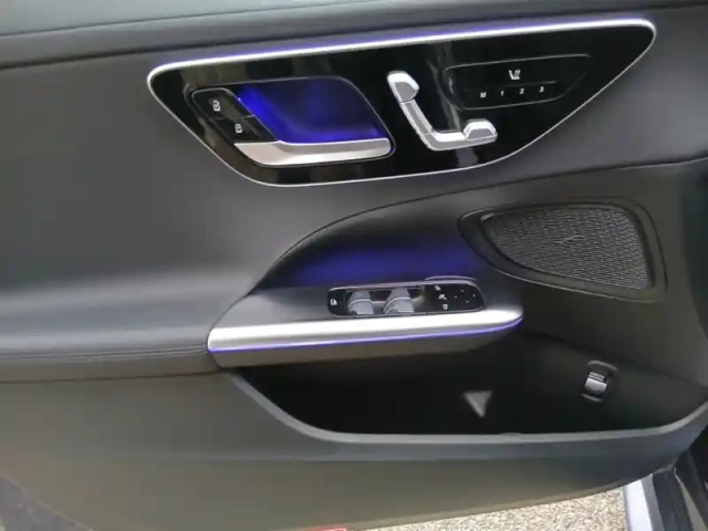 Mercedes Classe C 220 d berline amg lin — photo 14