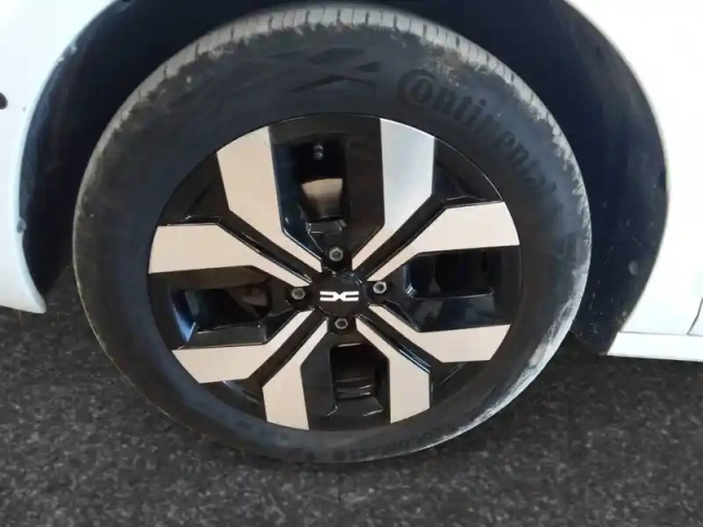 Dacia Sandero tce 90 cvt — photo 14