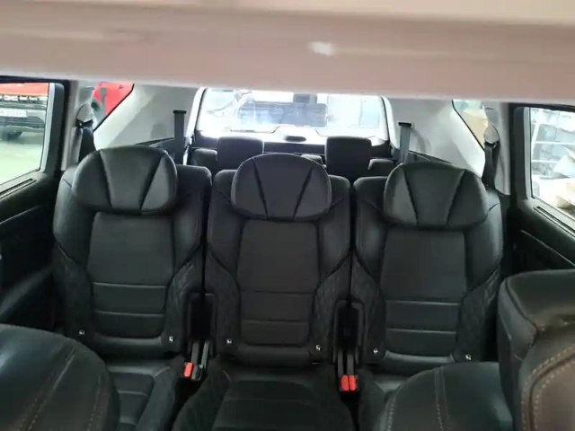 Renault Espace blue dci 200 edc — photo 32