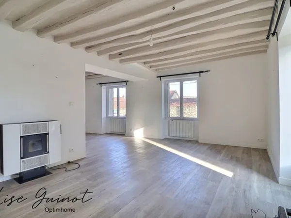 CHARME - BAZEMONT CENTRE BOURG - 2 CHAMBRES