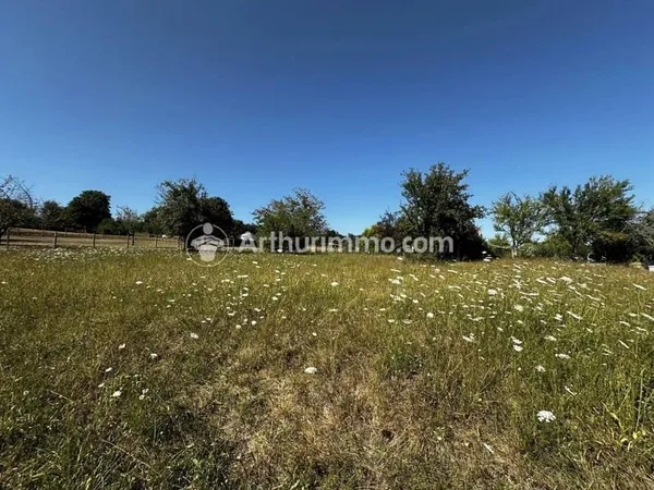 Terrain constructible 996 m²