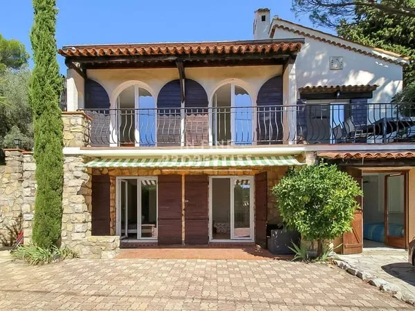 Maison 6 pièces 120 m²