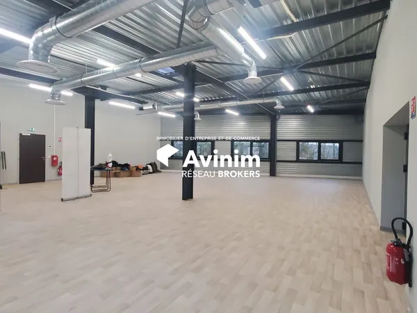 Bureaux 183 m²