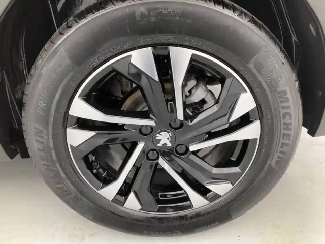 Peugeot 2008 puretech 130 s&amp;s eat8 — photo 30