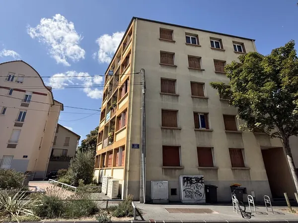 Charmant appartement de 68m2 situé centre ville de Clermont-