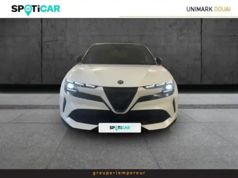 Alfa Romeo Junior elettrica 156ch premium