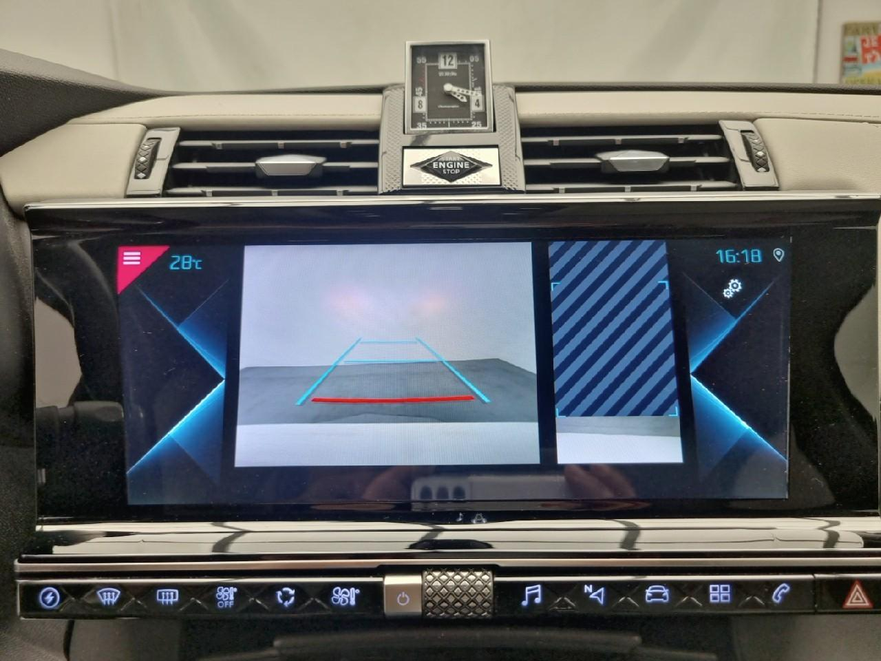 Ds Ds 7 crossback crossback hybride e-tense 300 eat8 4x4 rivoli — photo 23