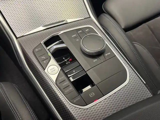Bmw Serie 3 touring 330e 292 ch bva8 — photo 35
