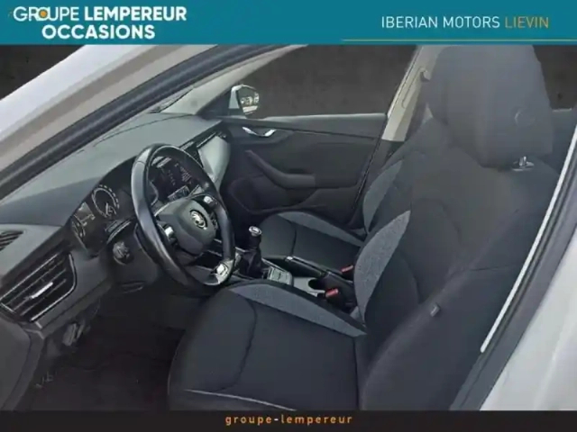Skoda Kamiq 1.0 tsi 95ch active — photo 9