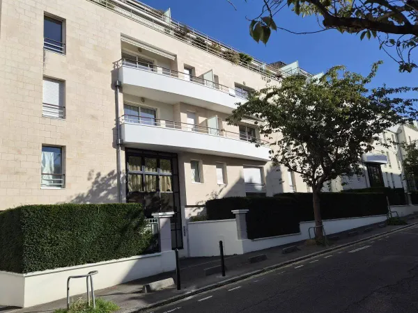 Appartement 6 pièces 188 m²