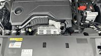 Peugeot 5008 Hybrid 145ch GT e-DCS6 — photo 20