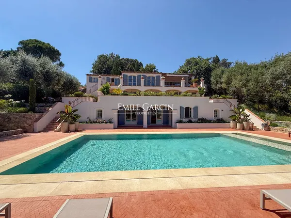 Propriété Grimaud vue mer