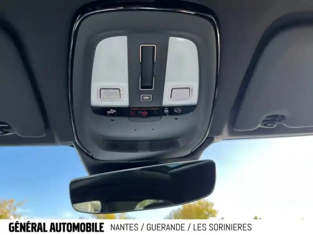 Volvo Xc60 t6 awd hybride rechargeable 253 ch+145 ch geartronic 8 — photo 11