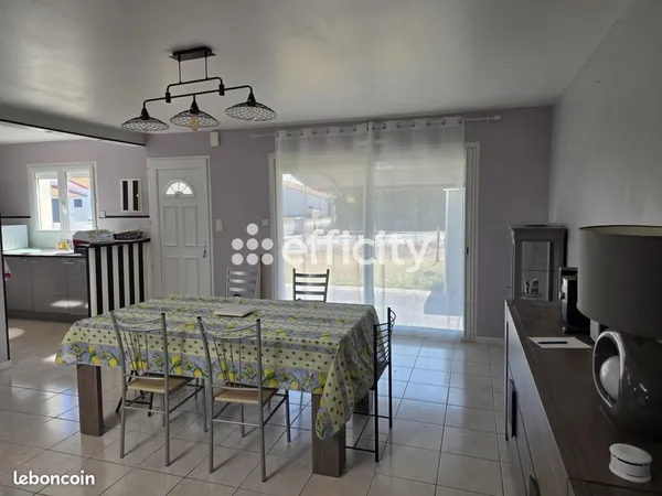 Maison 2 pièces 61 m²