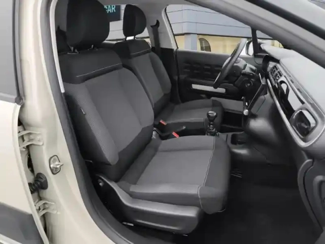 Citroën C3 puretech 110 ch bvm6 max — photo 9