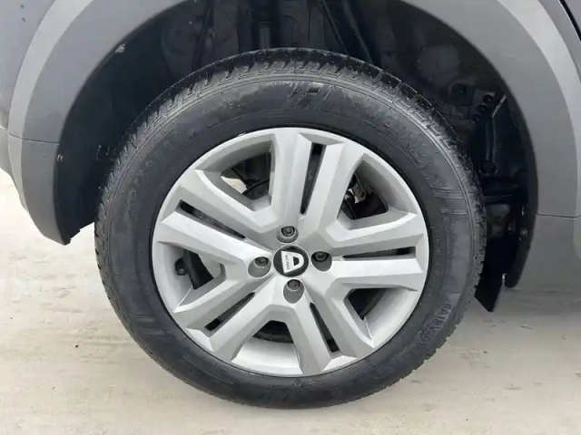 Dacia Sandero eco-g 100 — photo 40