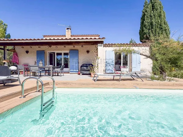 MAISON T4 LUMINEUSE AVEC PISCINE, GARAGE ET VUE DÉGAGÉE ? SAINT-ZACHARIE