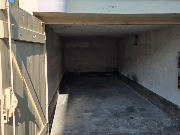 Garage neudorf