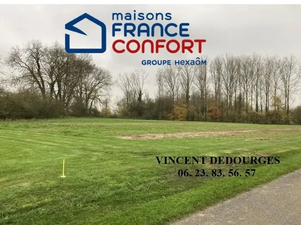 Terrain 900 m²