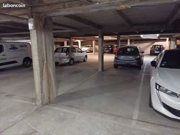 Parking 12 m² Villeurbanne-Lyon3