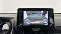 Toyota Yaris 116h Design 5p — photo 29