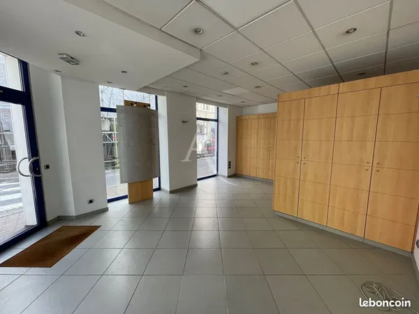 Local commercial 52 m² BOULOGNE SUR MER