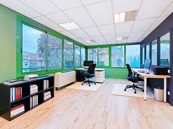 Bureau 120 m²
