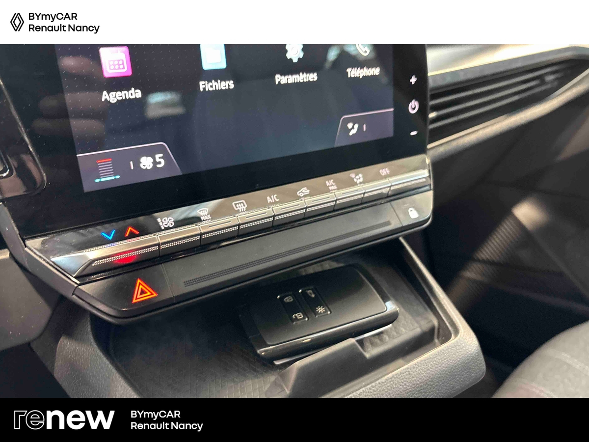 Renault Megane E-Tech EV60 220 ch super charge — photo 17