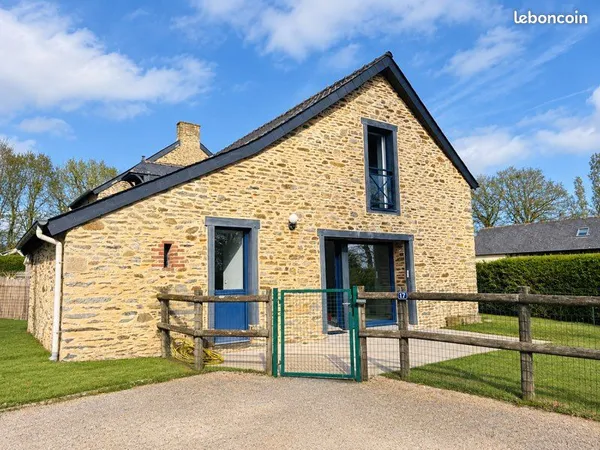 Maison 120 m2 longere mitoyenne dans un hameau paisible