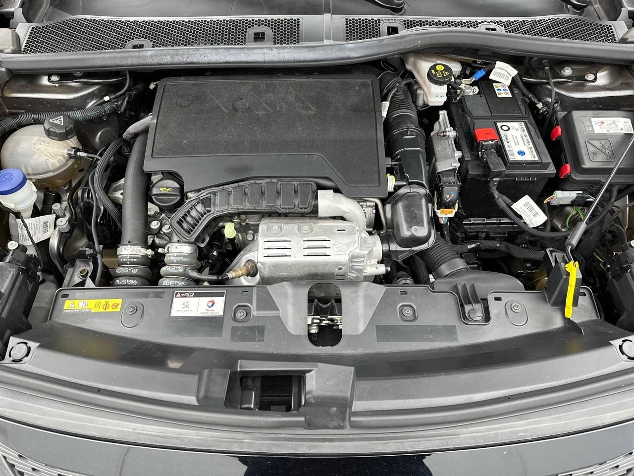 Peugeot 2008 puretech 100 s&s bvm6 allure pack — photo 13
