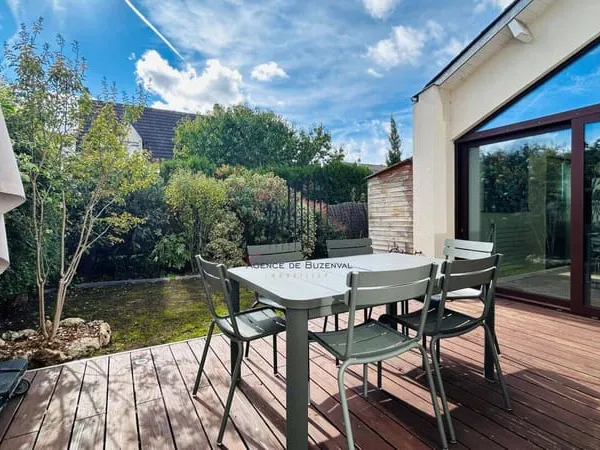 Maison de plain-pied 6 pièces 111 m²