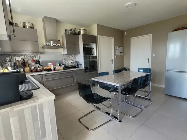 Maison 7 pièces 143 m²
