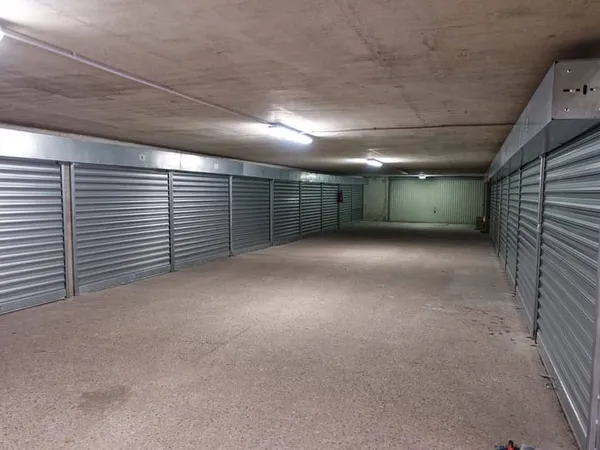 Box de stockage 24 m²