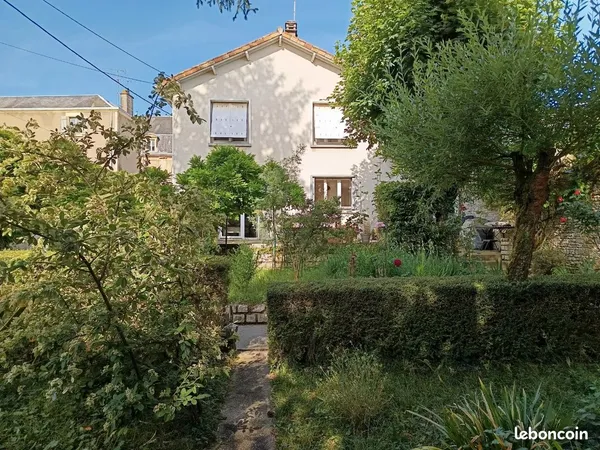 Maison 6 pièces avec jardin