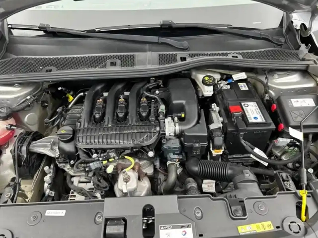 Peugeot 208 puretech 75 s&amp;s bvm5 — photo 75