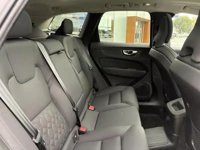 Volvo Xc60 t6 awd hybride rechargeable 253 ch+145 ch geartronic 8 — photo 29