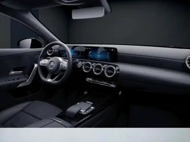 Mercedes Classe A 200 amg line — photo 13