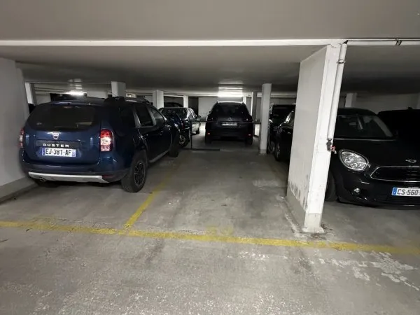 Levallois Perret - Loue place de parking dans copropriété récente