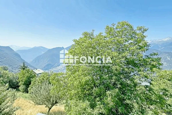 Maison 10 pièces 267 m²