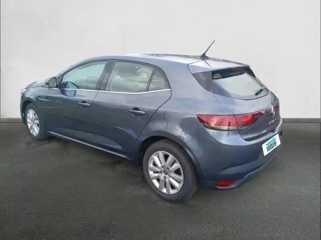 Renault Megane mégane iv berline blue dci 115 edc — photo 7