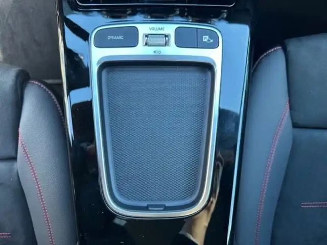 Mercedes Classe A 200 d amg line — photo 20
