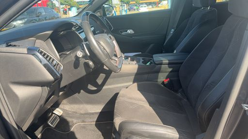 DS DS7 Crossback 1.5 BlueHDi 130 EAT8 - Performance Line Plus – 2022 – 85081 km – Diesel – Boîte Automatique — photo 21
